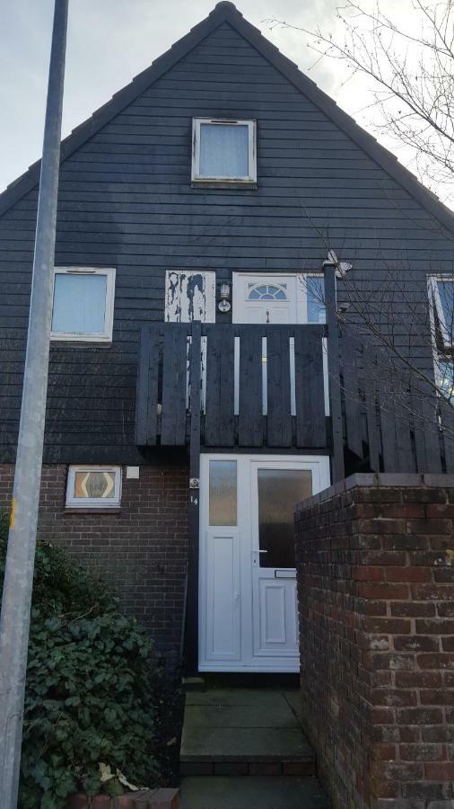 Pageant Lodge Telford Exterior foto